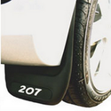 Peugeot 207 5D - Stænklapper m. logo bagved
